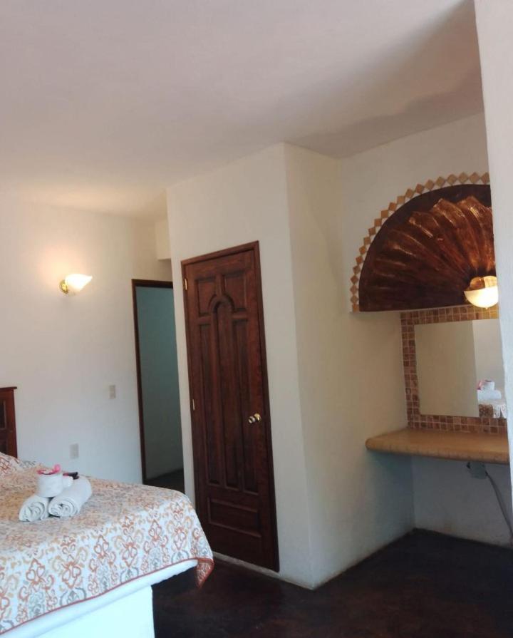 טפוזטלן Hotel Casa Maximiliano מראה חיצוני תמונה